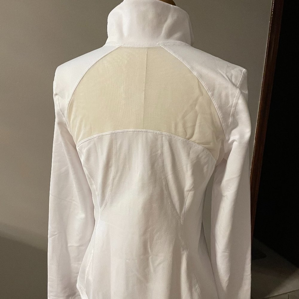 NEW ZELLA women’s White ATHLETIC activewear Stretch ZIP Up jacket with mesh - Picture 2 of 5